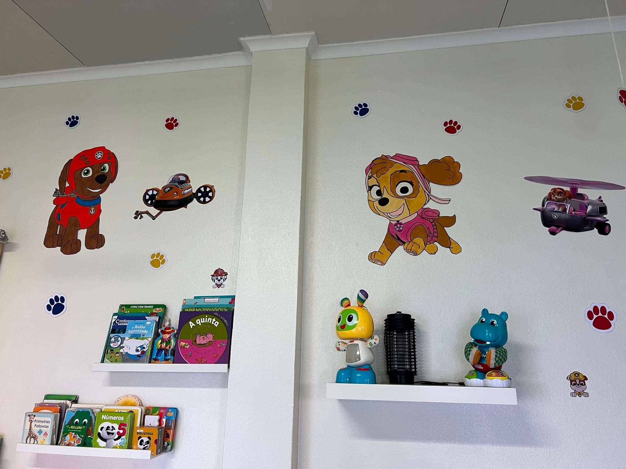 Interior da Sala Traquinas — fotografia 1